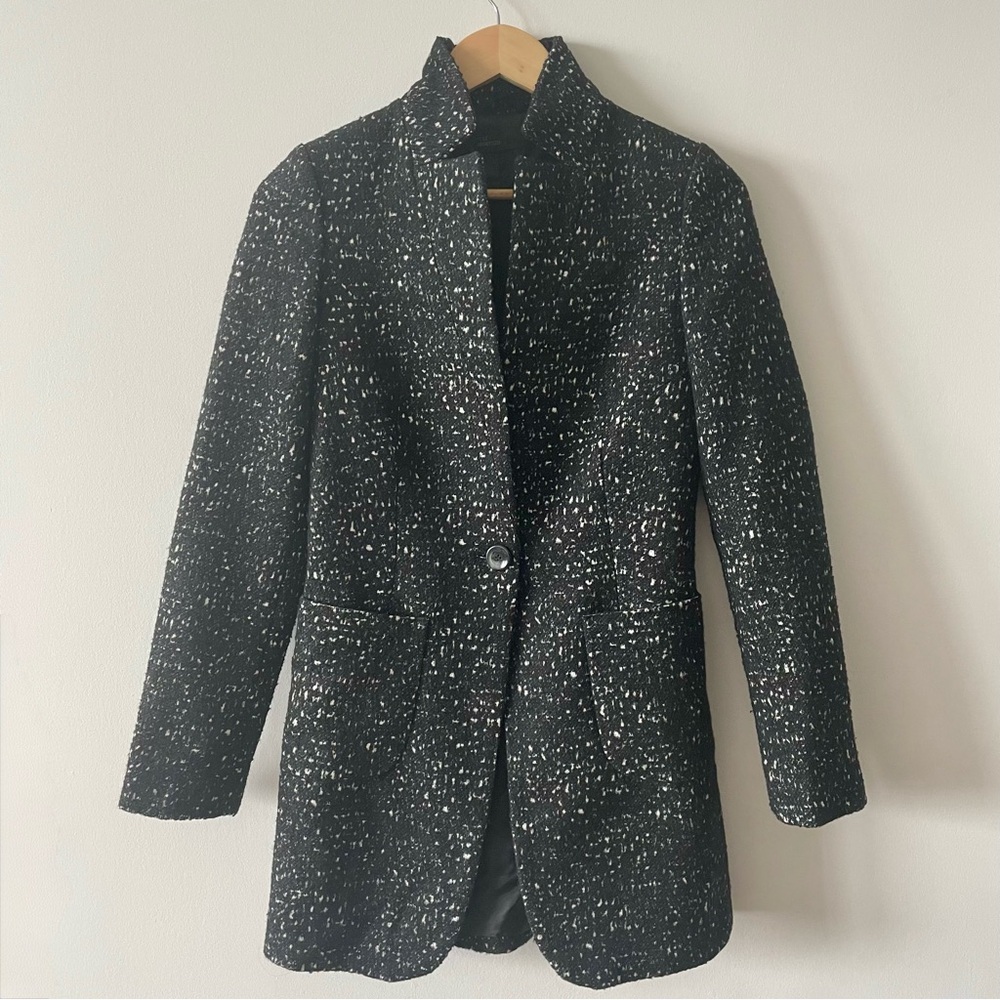 United Colors of Benetton Elegant tweed coat